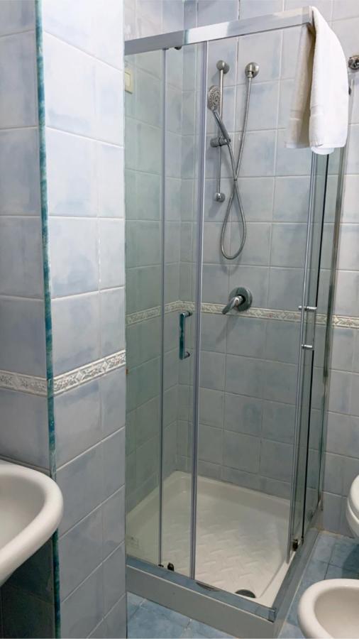 Hotel Due Pini Conte Angri Esterno foto