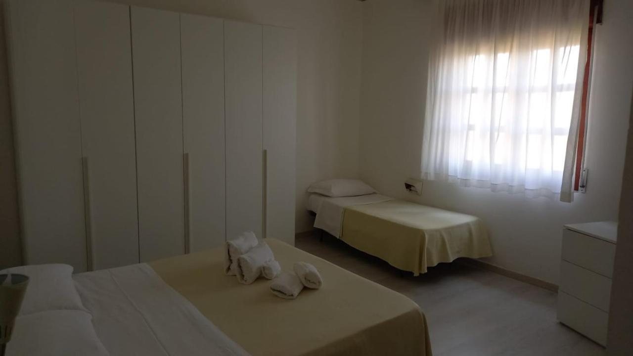 Hotel Due Pini Conte Angri Esterno foto