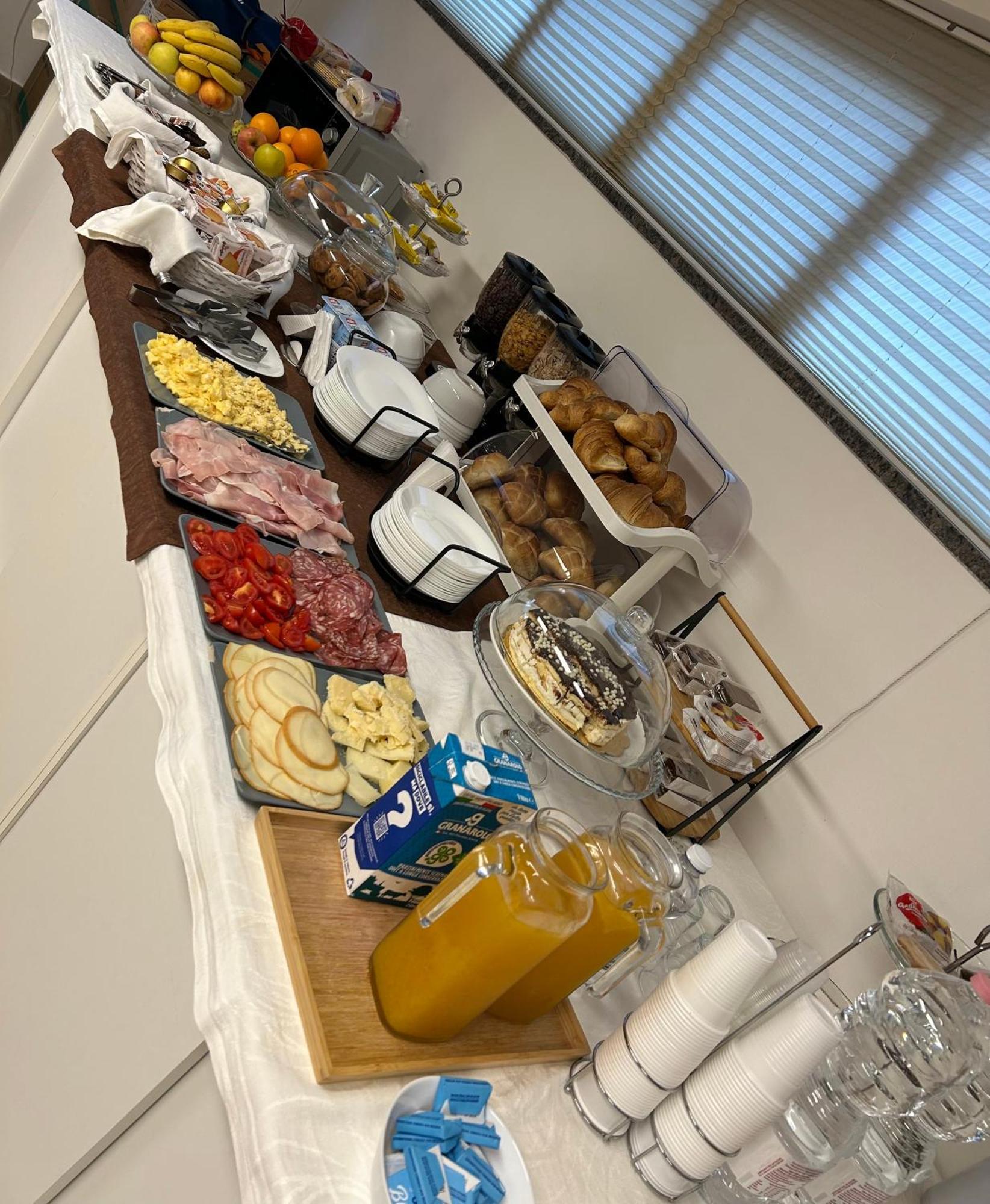 Hotel Due Pini Conte Angri Esterno foto