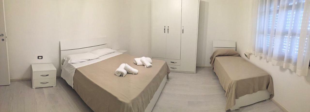 Hotel Due Pini Conte Angri Esterno foto
