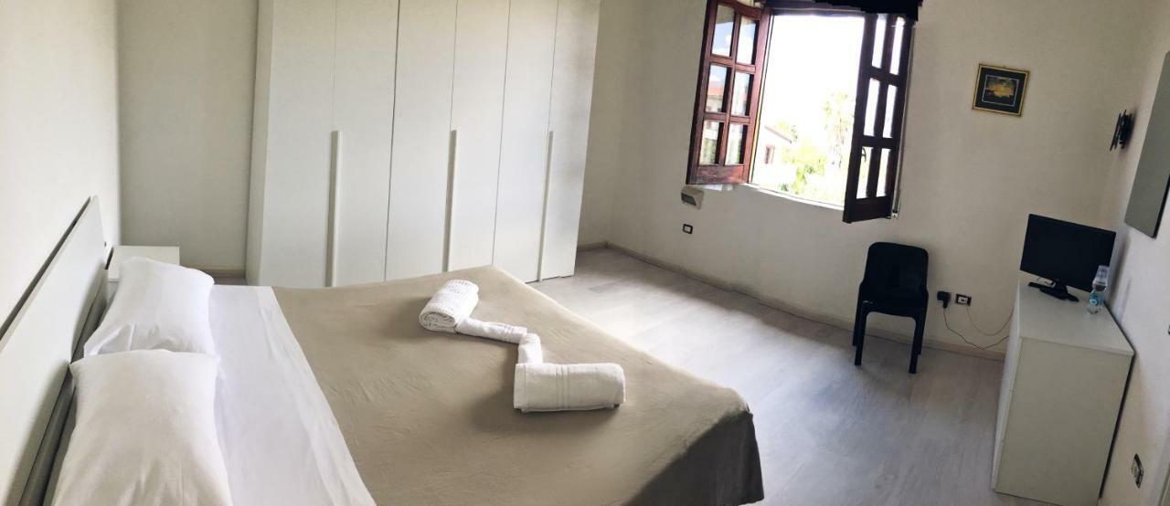 Hotel Due Pini Conte Angri Esterno foto