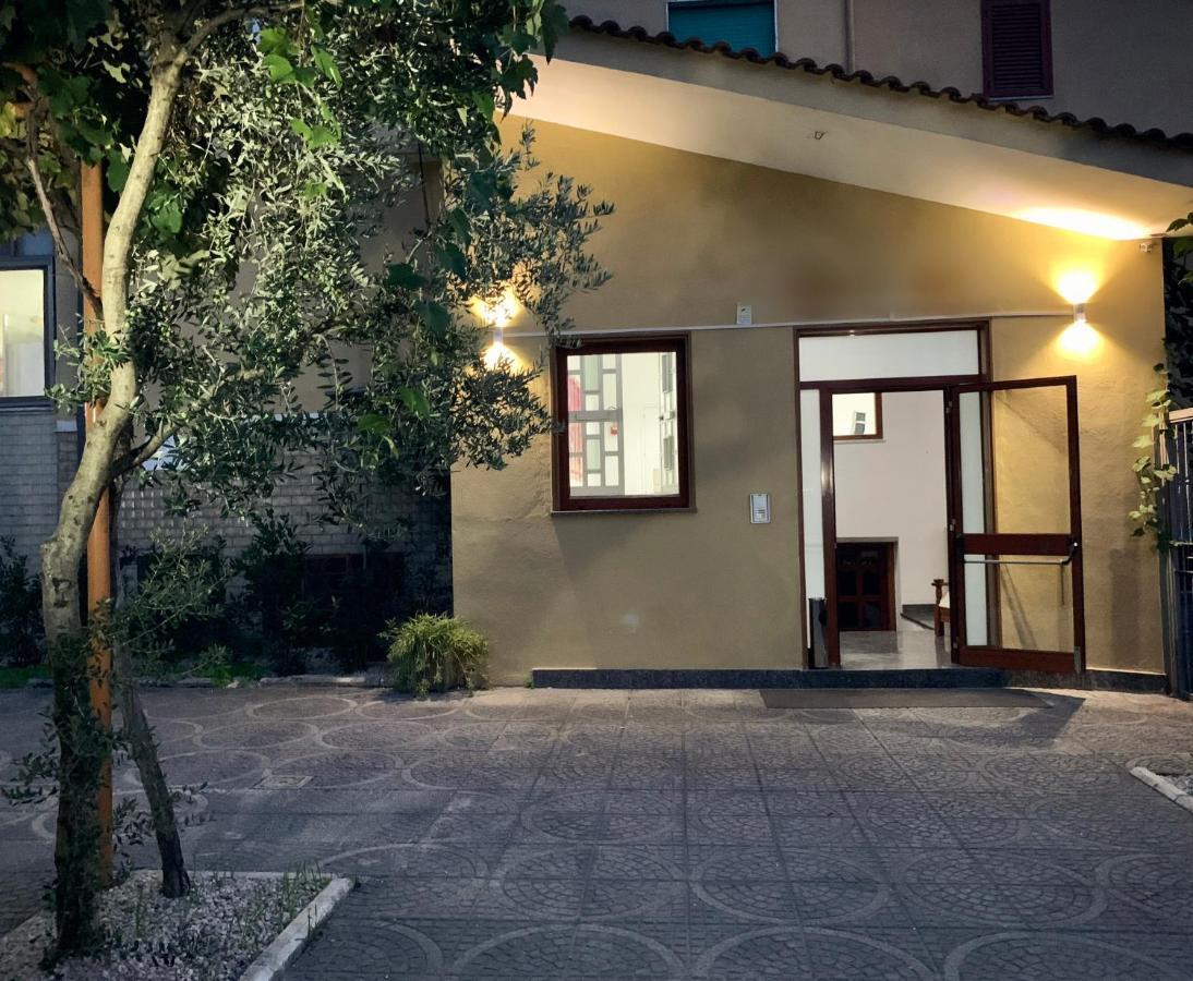 Hotel Due Pini Conte Angri Esterno foto
